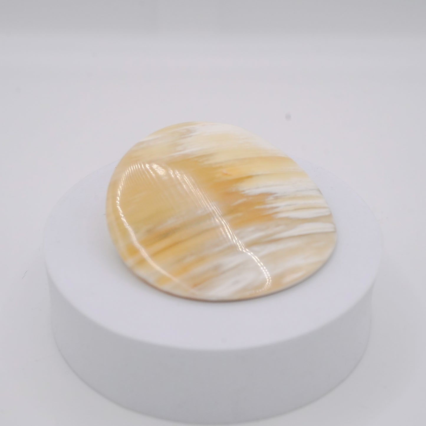 ヘアクリップ(KOST KAMM) Horn round square