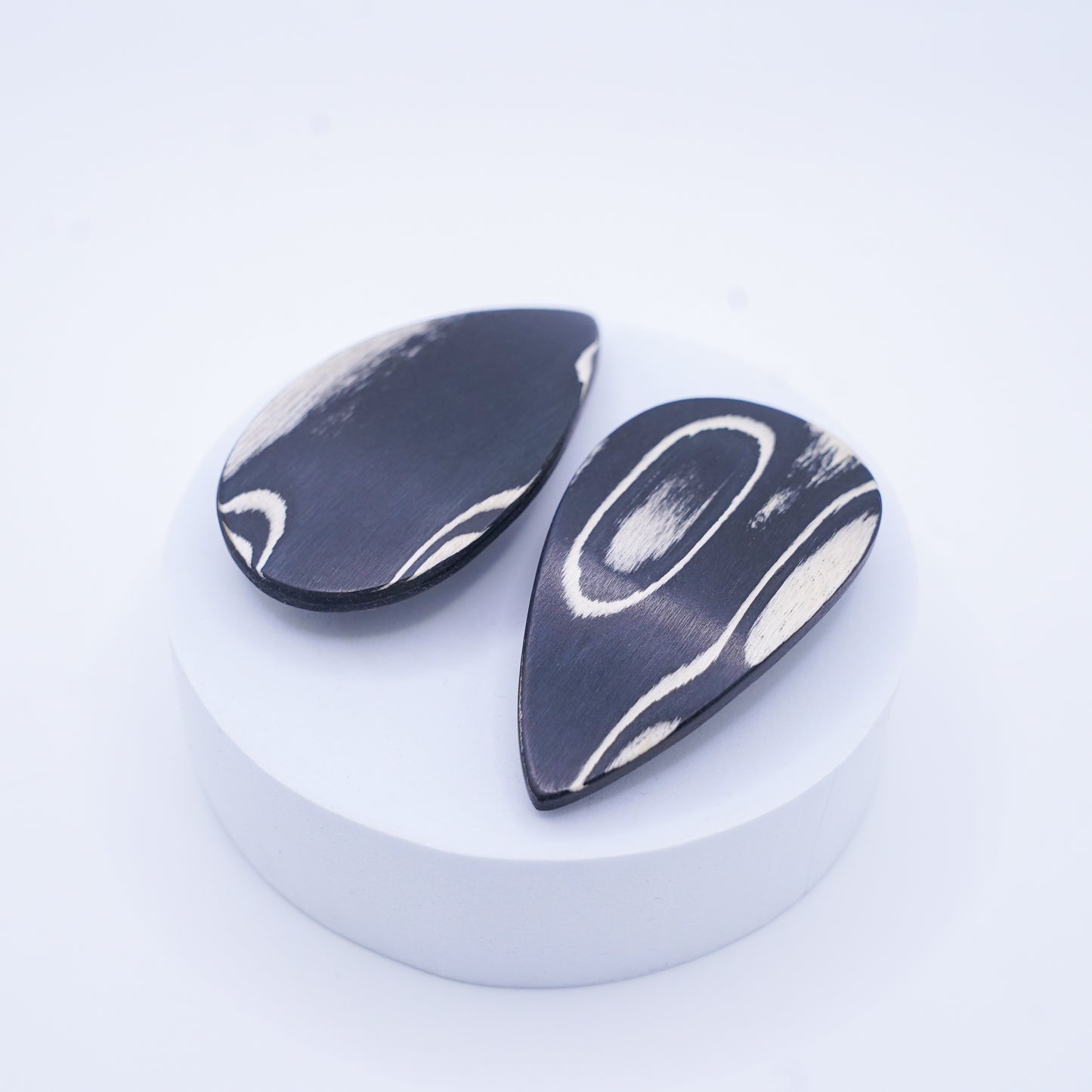 ヘアクリップ(KOST KAMM) Wood  Hair Clip Teardrop shaped　A